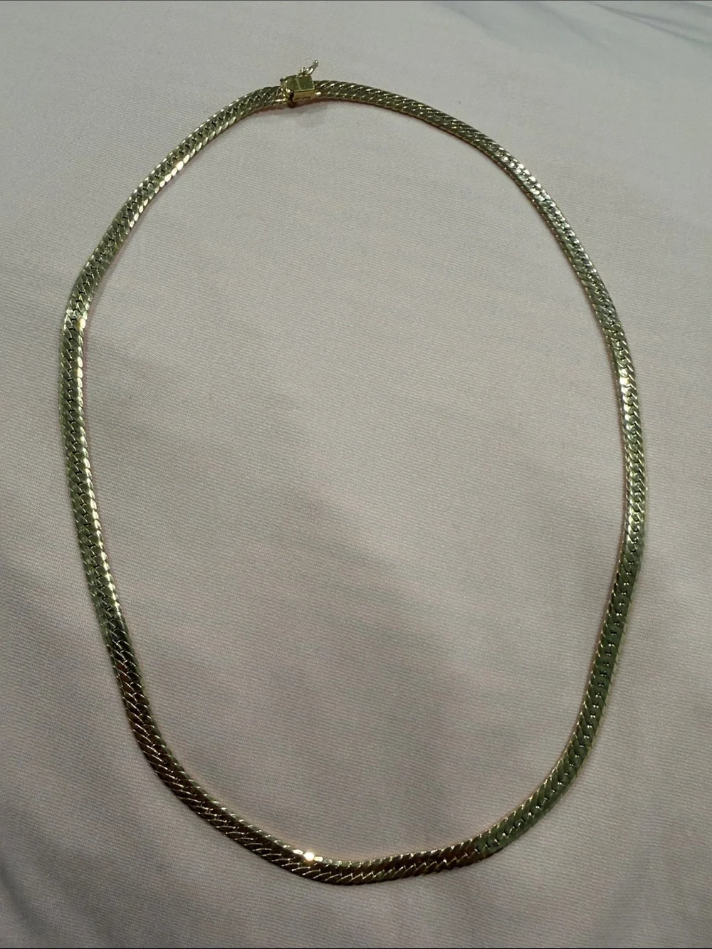 Elegant Gold-Tone Herringbone Necklace - Picture 2 of 7